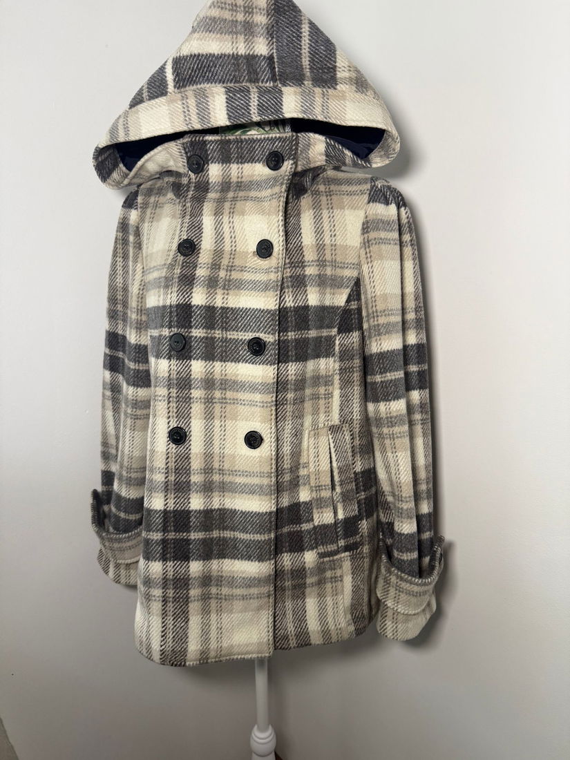 Palton scurt Zara din lână 51%, superb