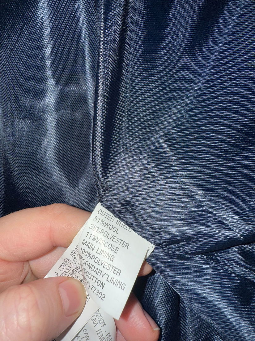 Palton scurt Zara din lână 51%, superb