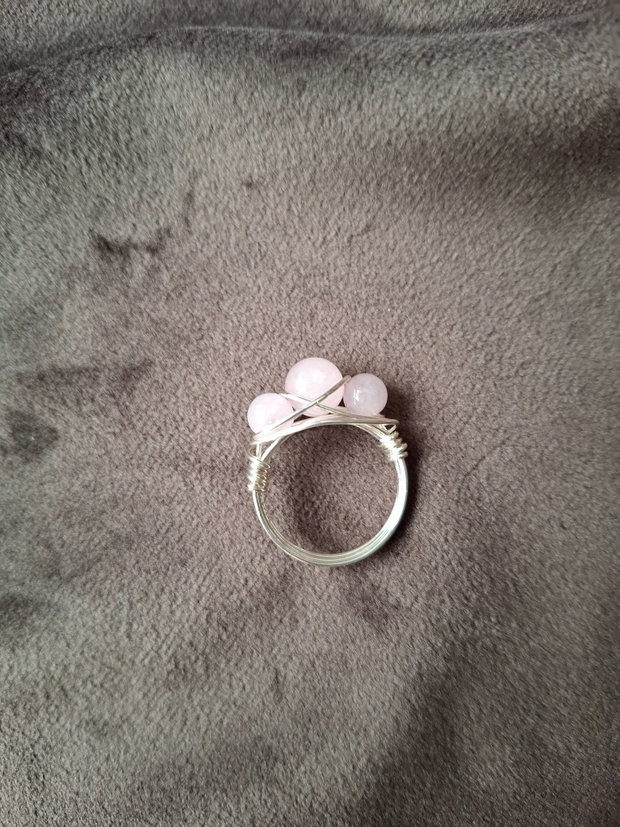Inele wire-wrap cu pietre naturale