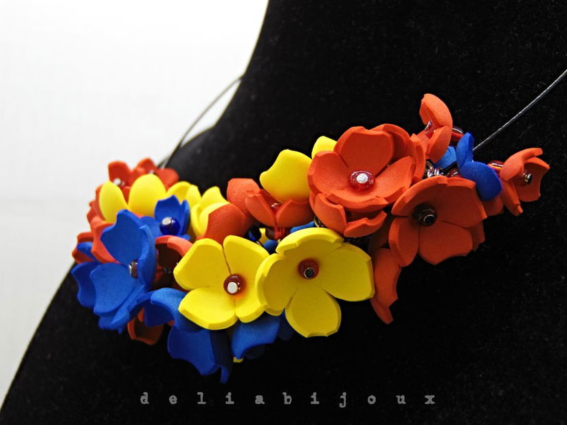 Colier handmade statement - Tricolorul Romaniei (cod1338)