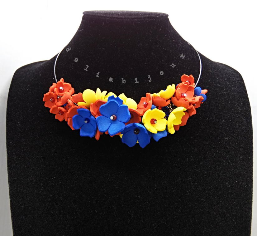 Colier handmade statement - Tricolorul Romaniei (cod1338)