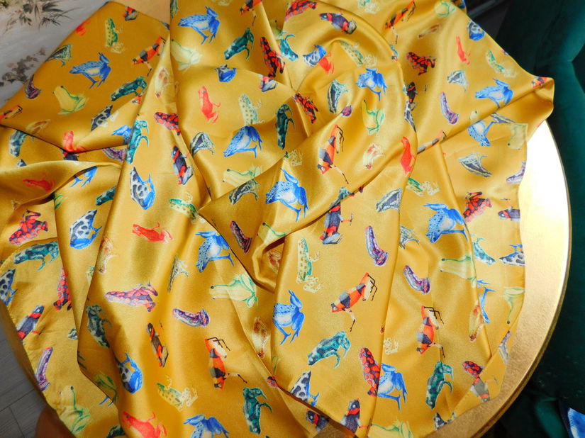 Esarfa matase natursla satinata , 140 x 70 cm