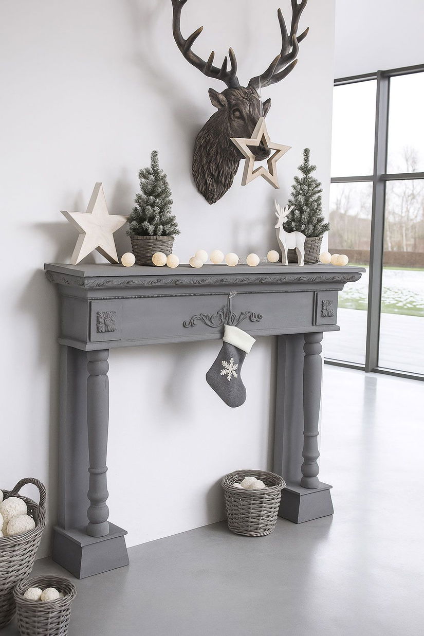 Suport semineu antik grey