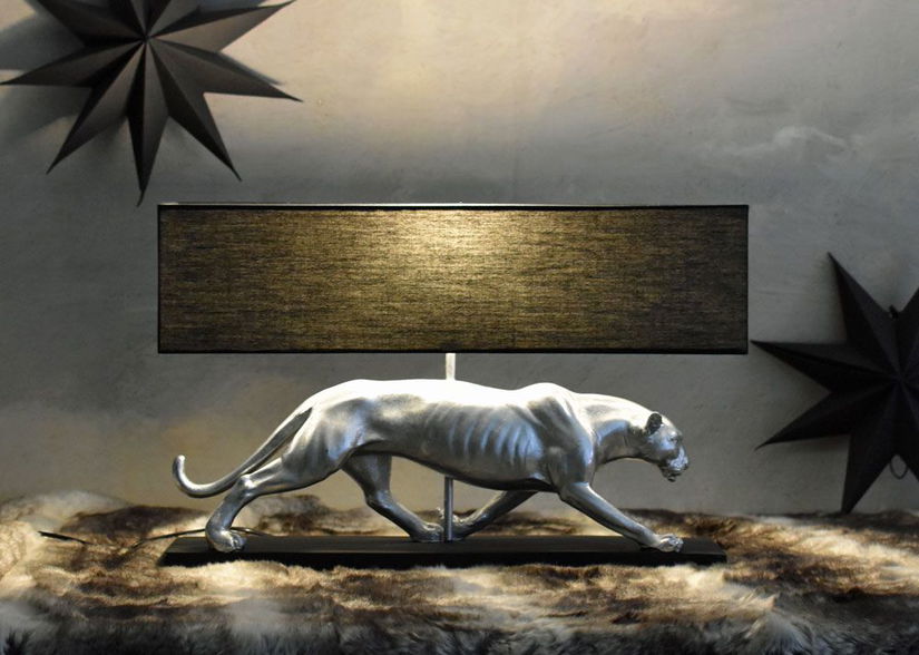 Lampa de masa Art Deco cu o pantera