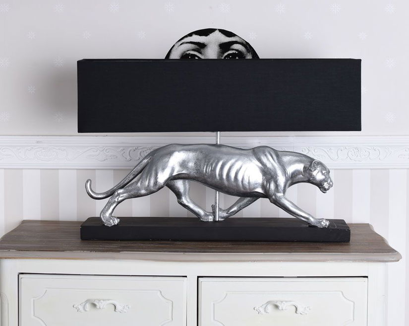 Lampa de masa Art Deco cu o pantera