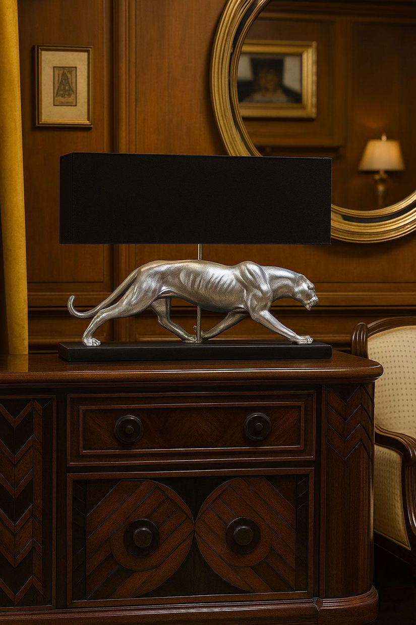 Lampa de masa Art Deco cu o pantera