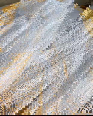 Fata  de masa interbelica,  crosetata cu fir de matase , neutilizata