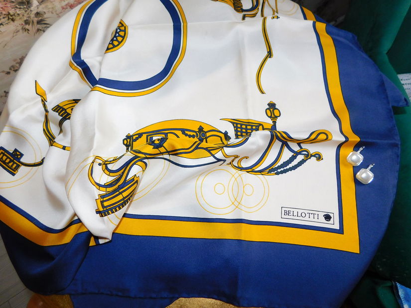 Brand Bellotti esarfa matase naturala cercei noi cadou