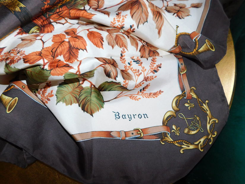 Brand BAYRON, esarfa deosebita matase naturala plina 90 x 90 cm