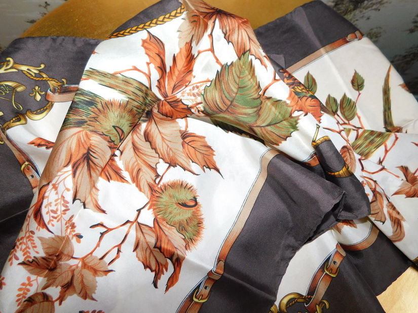 Brand BAYRON, esarfa deosebita matase naturala plina 90 x 90 cm