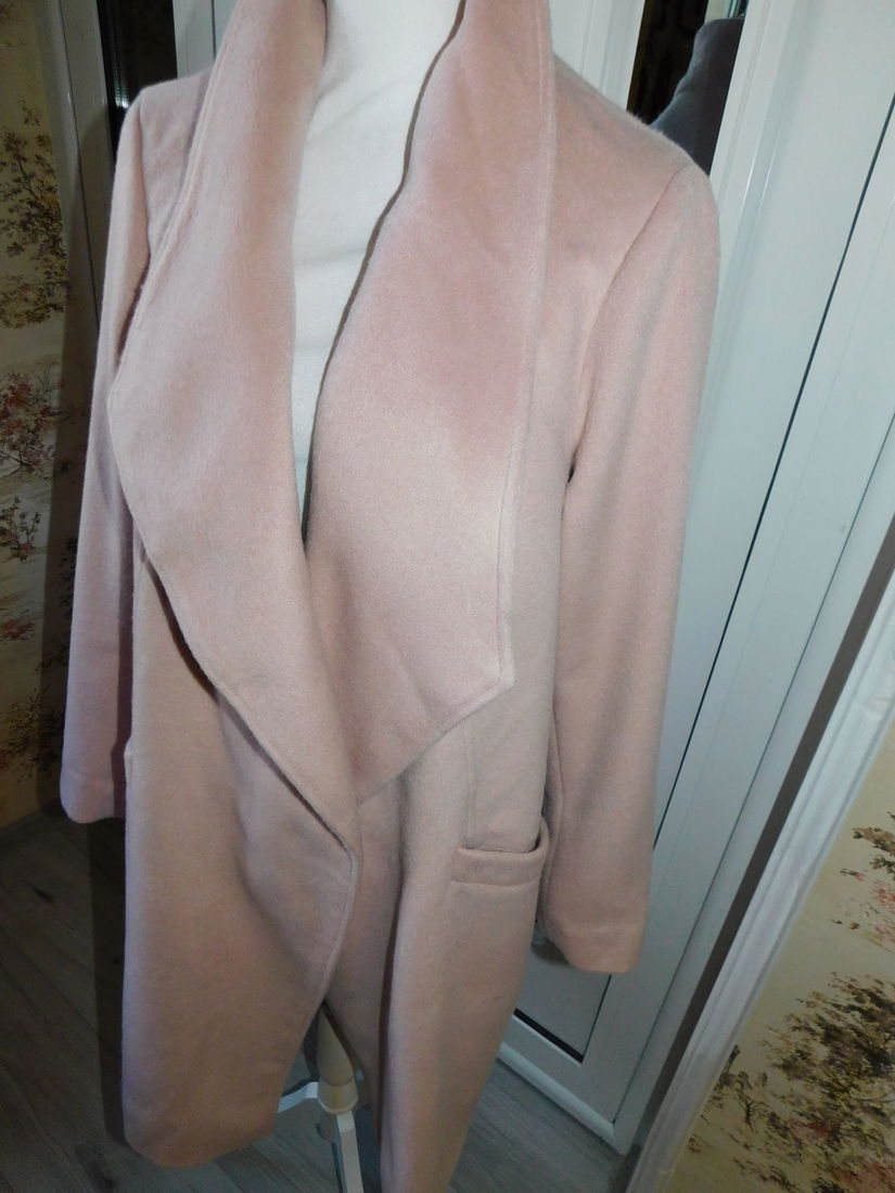 Mantou nou dama, usor , captusit, esarfa cu manusi noi cadou