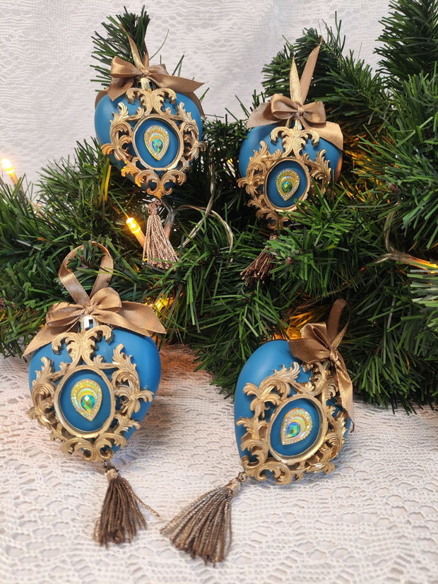 Glob Crăciun-Peacock