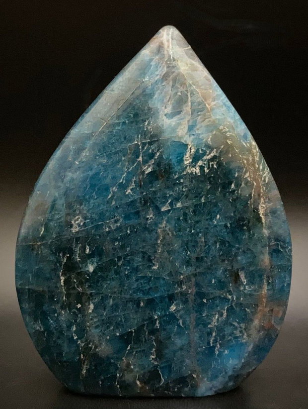 Apatit - Sculptura piatra semipretioasa
