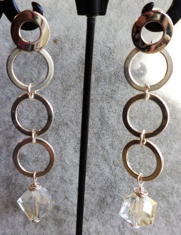 Cercei handmade cu cristale tip swarovski