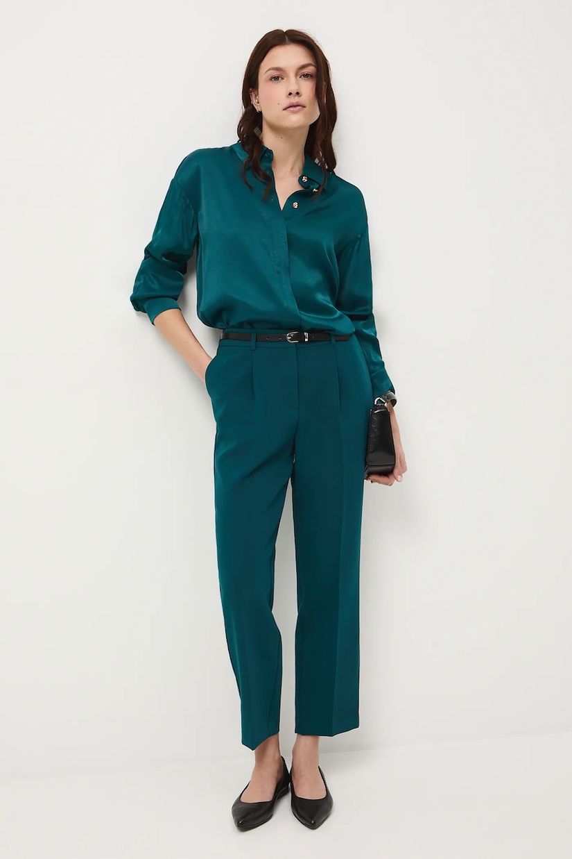 Medicine pantaloni culoarea verde