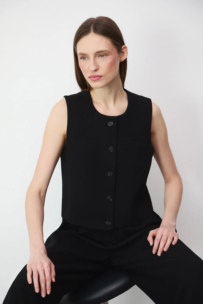 Medicine vesta culoarea negru, un singur rand de nasturi