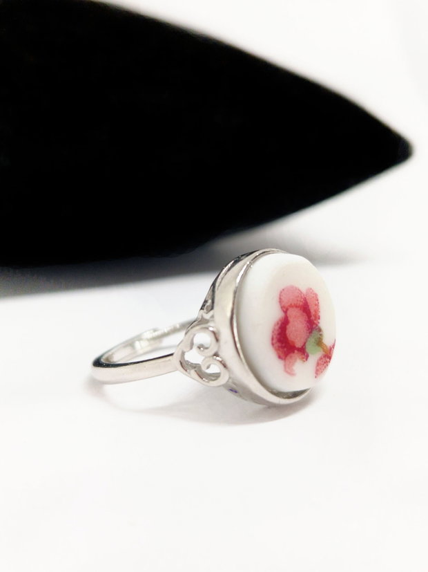 Inel "Delicate Sakura" din fragment de portelan Limoges si argint