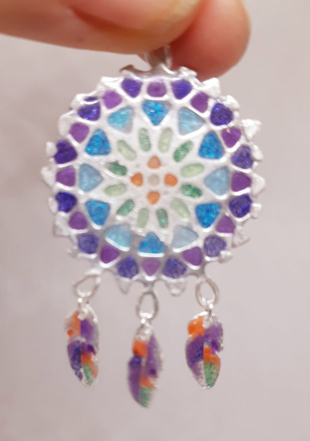 Pandantiv unicat in forma de capcana de vise, din argint pur si rasina UV multicolora