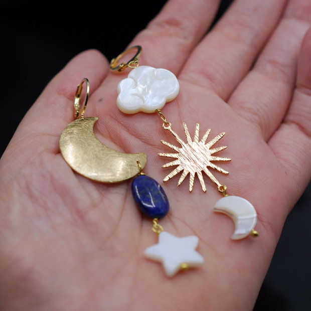Cercei asimetrici din alama si perle, cercei lungi, cercei statement, cercei handmade