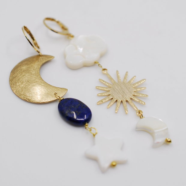 Cercei asimetrici din alama si perle, cercei lungi, cercei statement, cercei handmade