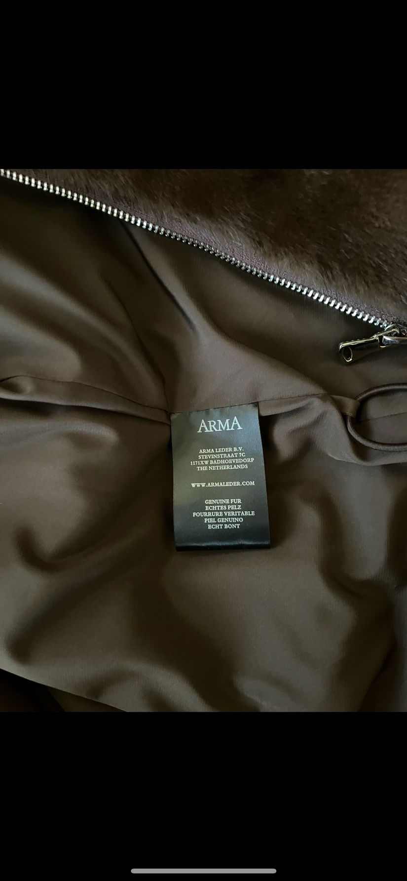 Vând blana de vizon