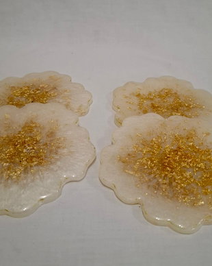 Set 4 suporturi pentru pahare din rășină epoxidică  model floare, handmade