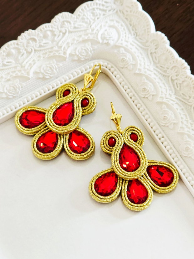 Cercei rosu cu auriu, Cercei soutache, Cercei cu cristale