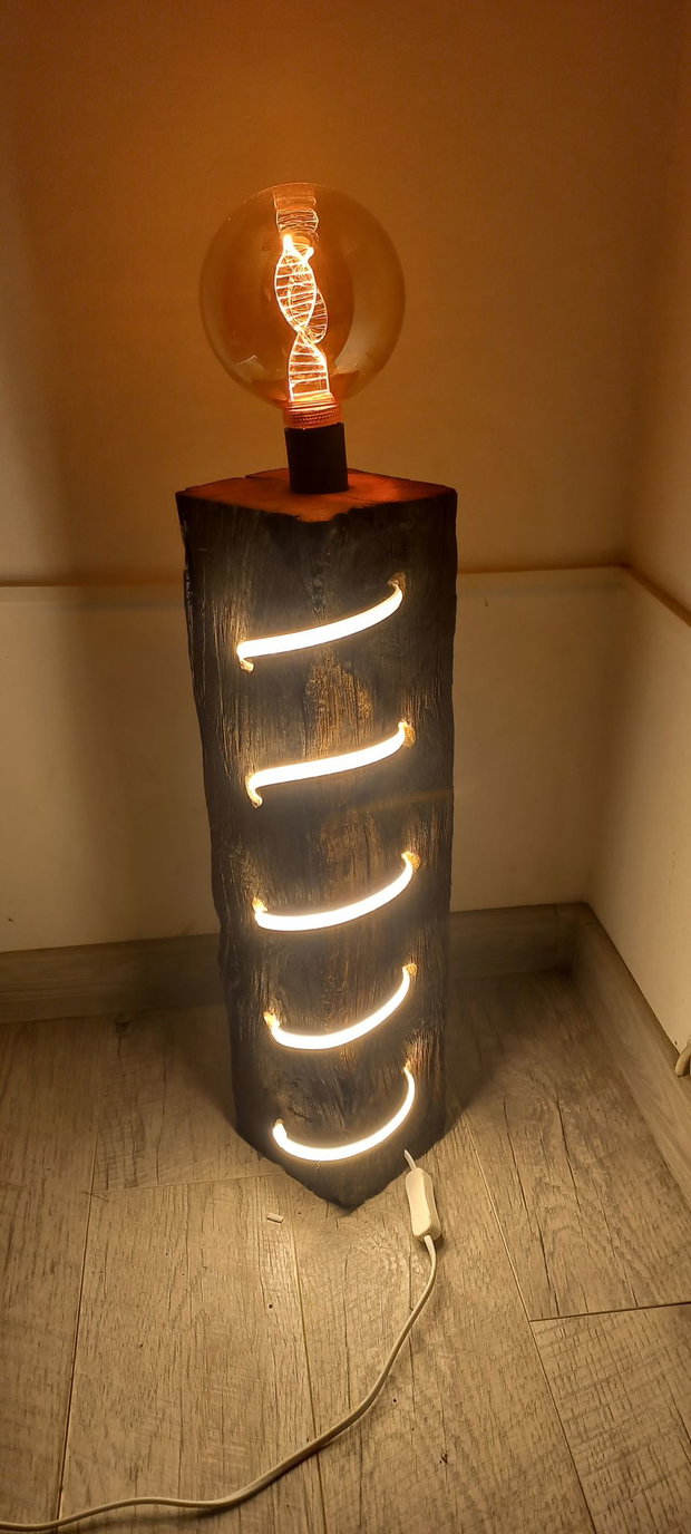 Lampadar rustic