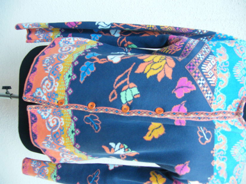 Cardigan  tricot  inflorat 38