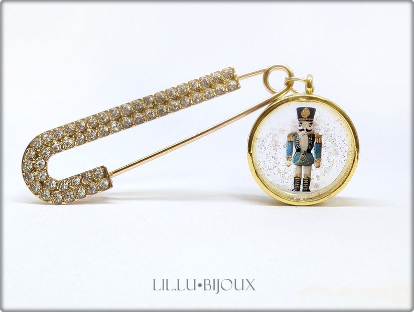 Ac de siguranță cu Spargatorul de nuci ediție de Crăciun LILLU BIJOUX