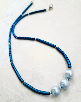 Colier CHOKER hematit albastru electric & perle bleu de cultura