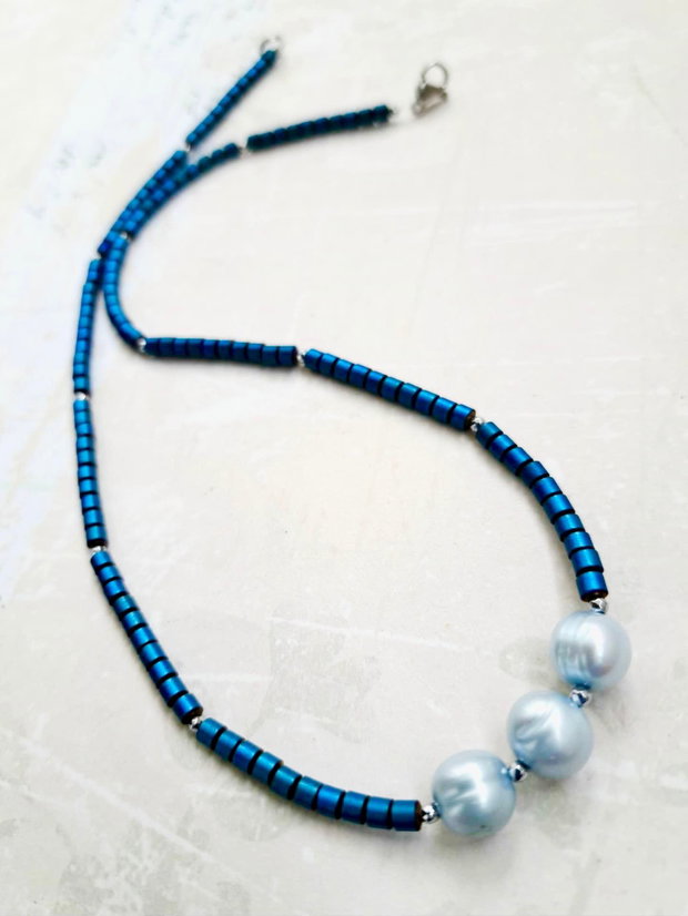 Colier CHOKER hematit albastru electric & perle bleu de cultura