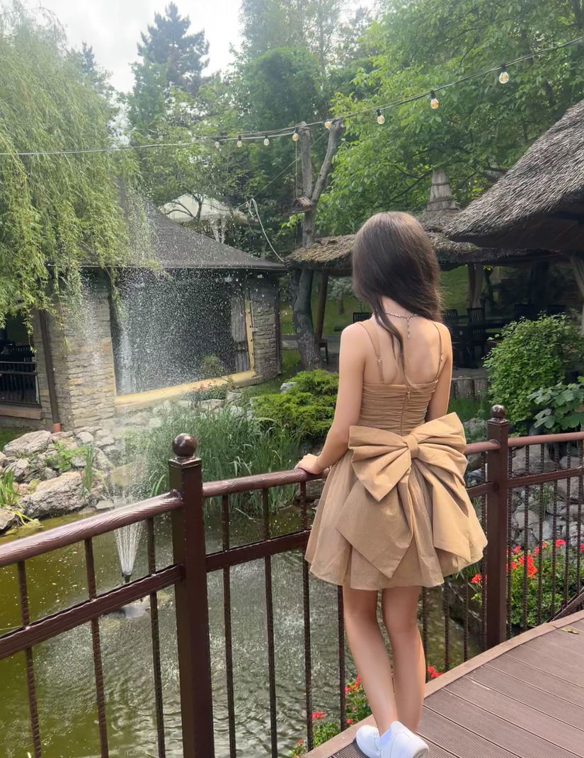 Rochie mini stralucitoare