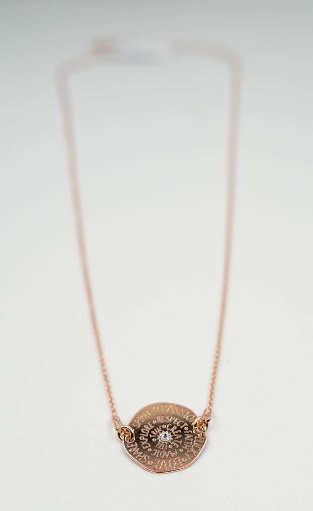 Lantisor talisman placat aur roz