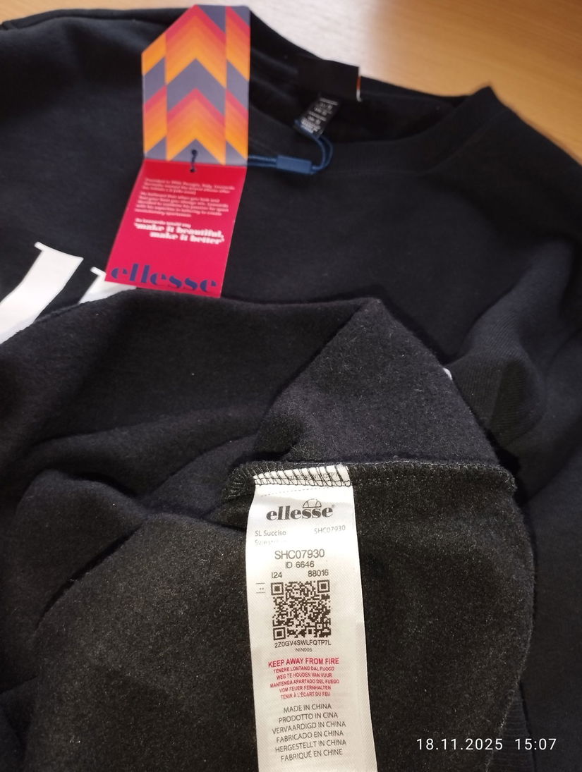 Bluza original Ellesse, S, nou