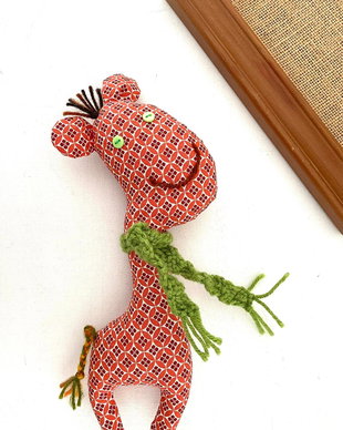 Girafa...cu capul in nori!