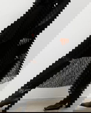 Answear.LAB fusta culoarea negru, midi, evazati