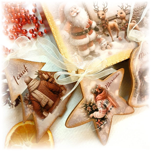 Set 4 decoratiuni in cutie din lemn, personalizata cu mesaj, tema Familie, cadou personalizat Craciun