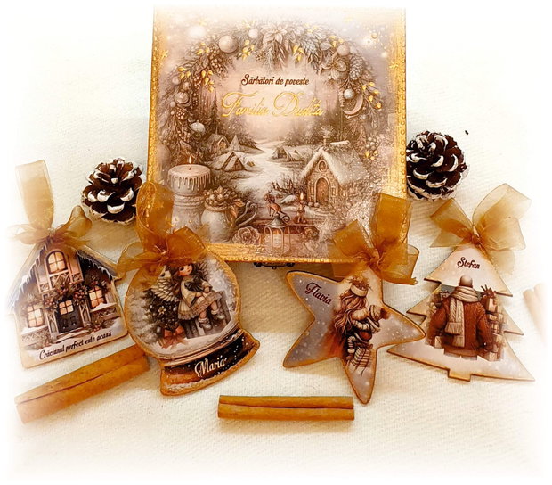 Set 4 decoratiuni in cutie din lemn, personalizata cu mesaj, tema Familie, cadou personalizat Craciun