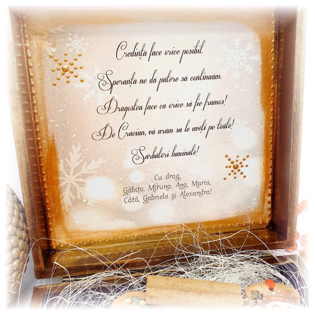 Set 4 decoratiuni in cutie din lemn, personalizata cu mesaj, tema Familie, cadou personalizat Craciun