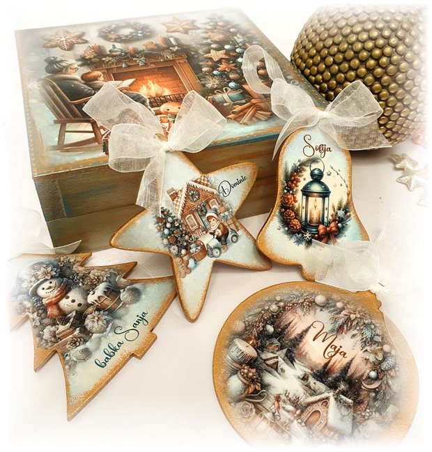 Set 4 decoratiuni in cutie din lemn, personalizata cu mesaj, tema Vintage, cadou personalizat Craciun
