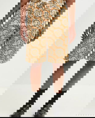 Drôle de Monsieur pantaloni scurți din bumbac Le Short Workwear Paisley bărbați, culoarea galben, G-BS155-CO189-MS