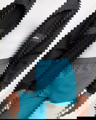 Columbia pantaloni scurți outdoor Columbia Hike culoarea verde, 2072004