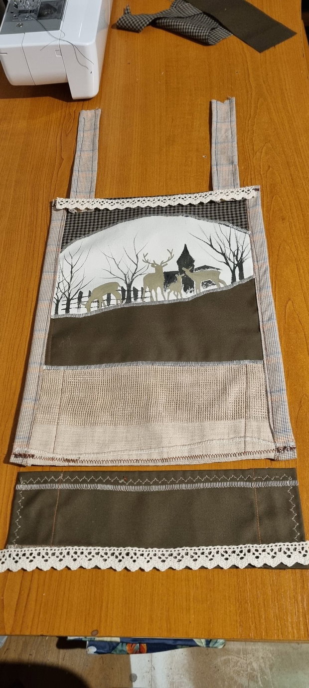 Decorațiune textilă de perete, A4