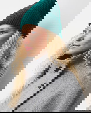 Medicine caciula culoarea verde