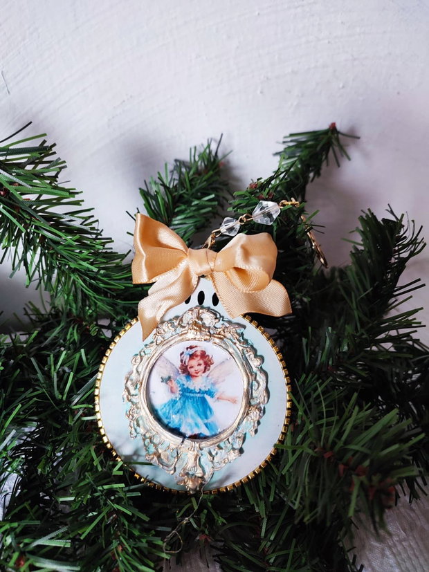 Set de 4 decoratiuni handmade Îngeri vintage în albastru și aur eleganță cerească pentru bradul tău