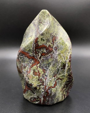 Jasp Sangele Dragonului - Sculptura piatra semipretioasa