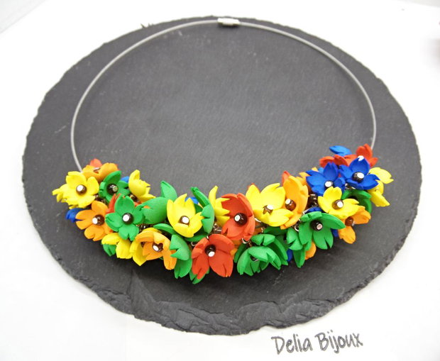 Colier handmade statement cu flori multicolore (cod1344)