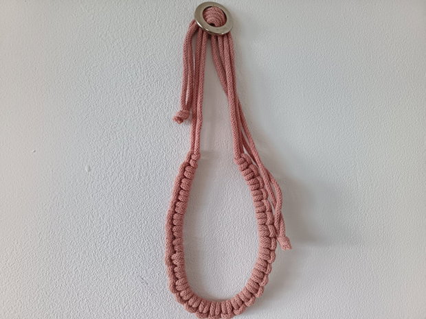 Colier împletit
