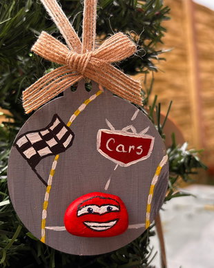 Cadou / ornament brad/ magnet pentru copii personaj Lighting (Fulger) McQueen Cars
